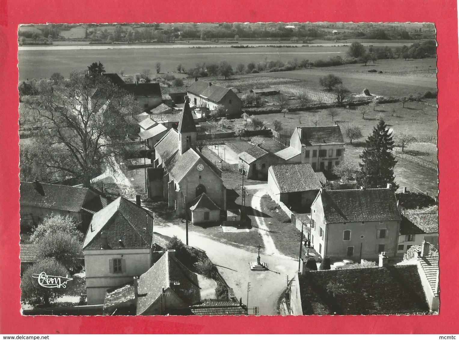 CPSM   Grand Format - Prety    -( 71. S -et-L) - Vue Aérienne Sur La Place - Autres & Non Classés