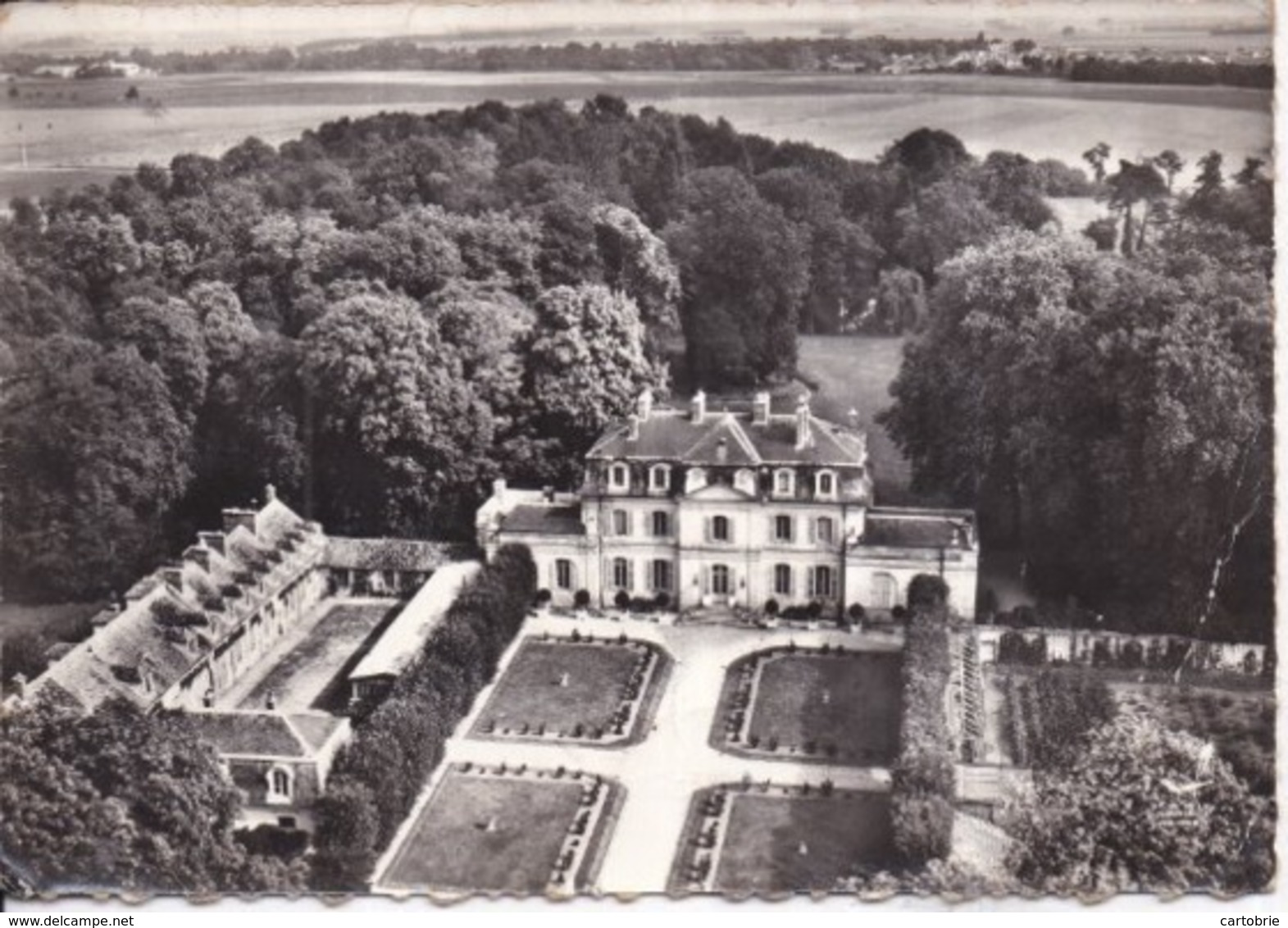 77 En Avion Au-dessus De CHAMPEAUX - Le Château D'Aunoy - CPSM 10,5 X 15 Cm - Autres & Non Classés