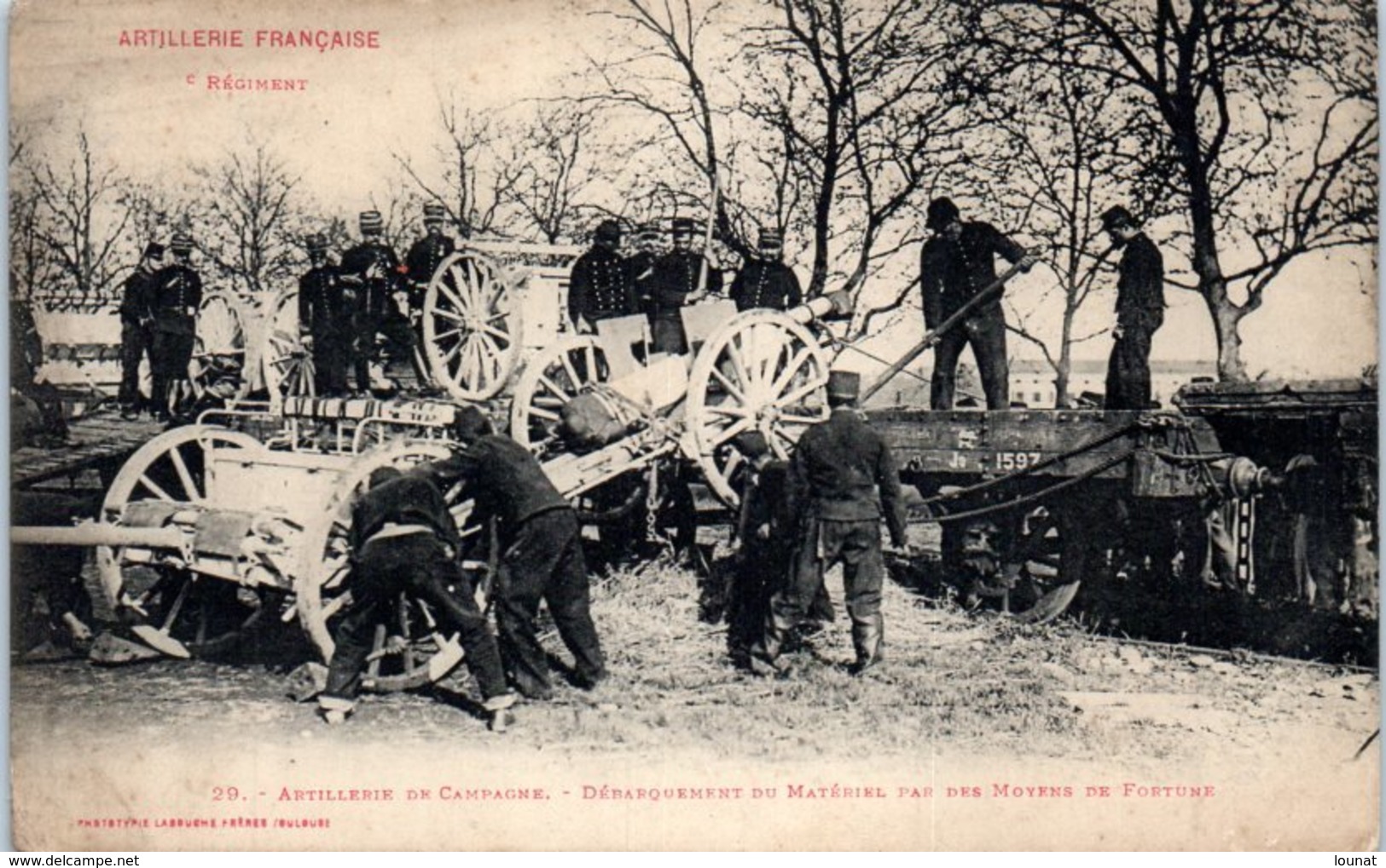 Militaire - Artillerie Française - Régiment - Débarquement Du Matériel Par Des Moyens De Fortune - Manoeuvres