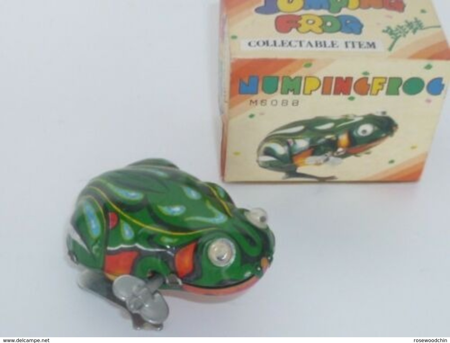 VINTAGE ! China 60s' Wind Up Tin Toy Jumping Frog With Box (MS 088) - Toy Memorabilia