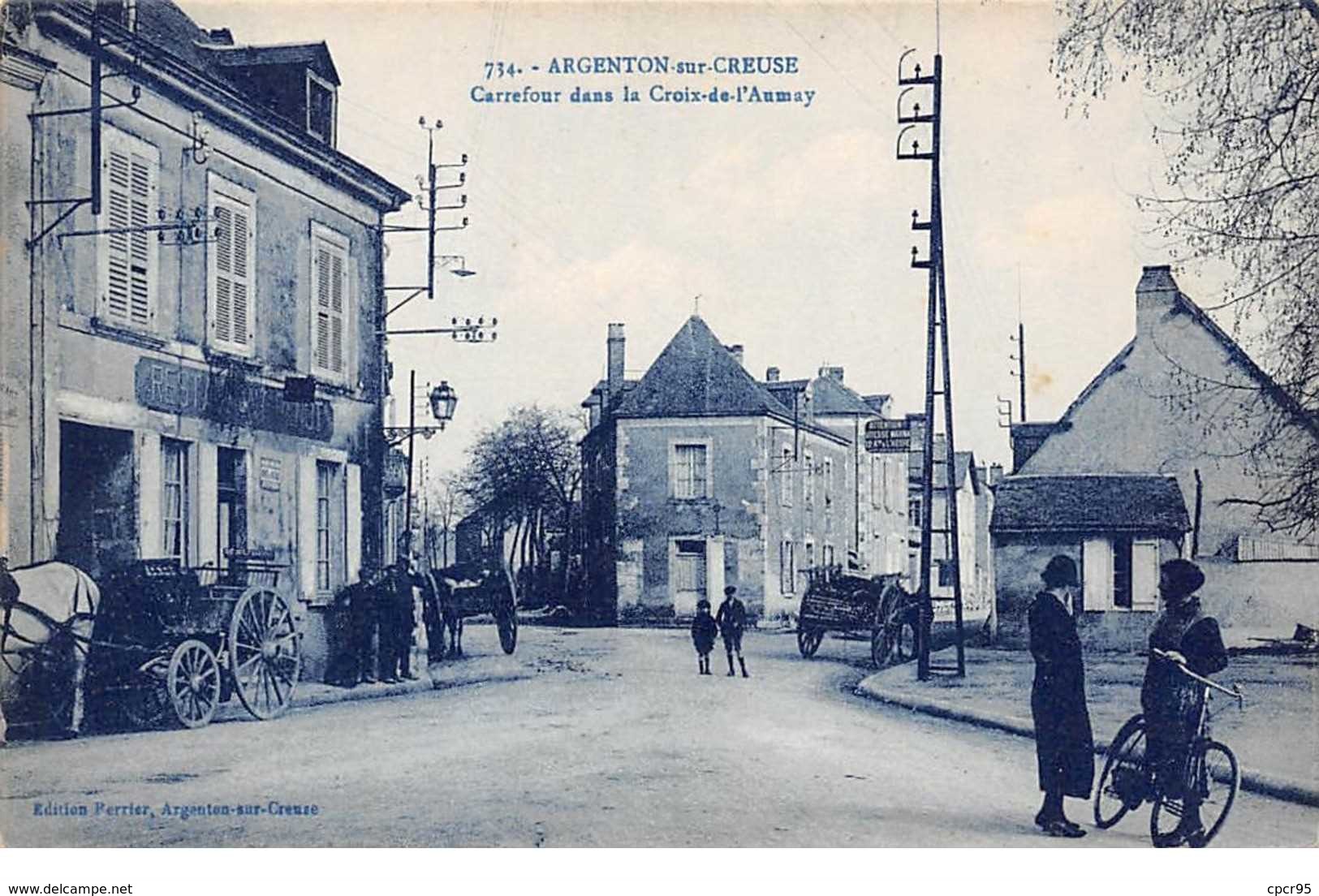 36    .    N° 203149          .            ARGENTON SUR CREUSE          .           CARREFOUR  DANS LA CROIX DE L AUMAY - Autres & Non Classés