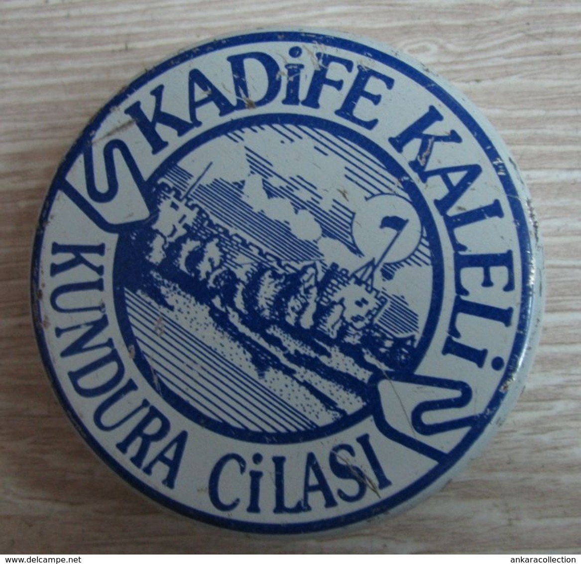 AC -   KADIFE KALELI IZMIR SHOE POLISH EMPTY TIN BOX 1990 - Boîtes