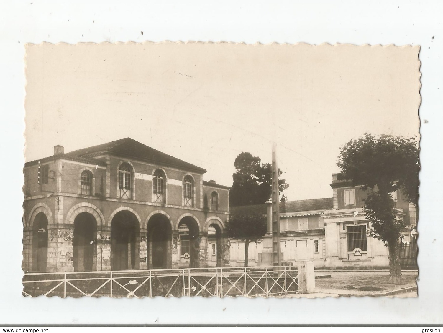 CASTERA LES BAINS (GERS)  CARTE PHOTO 12 LA MAIRIE - Castera