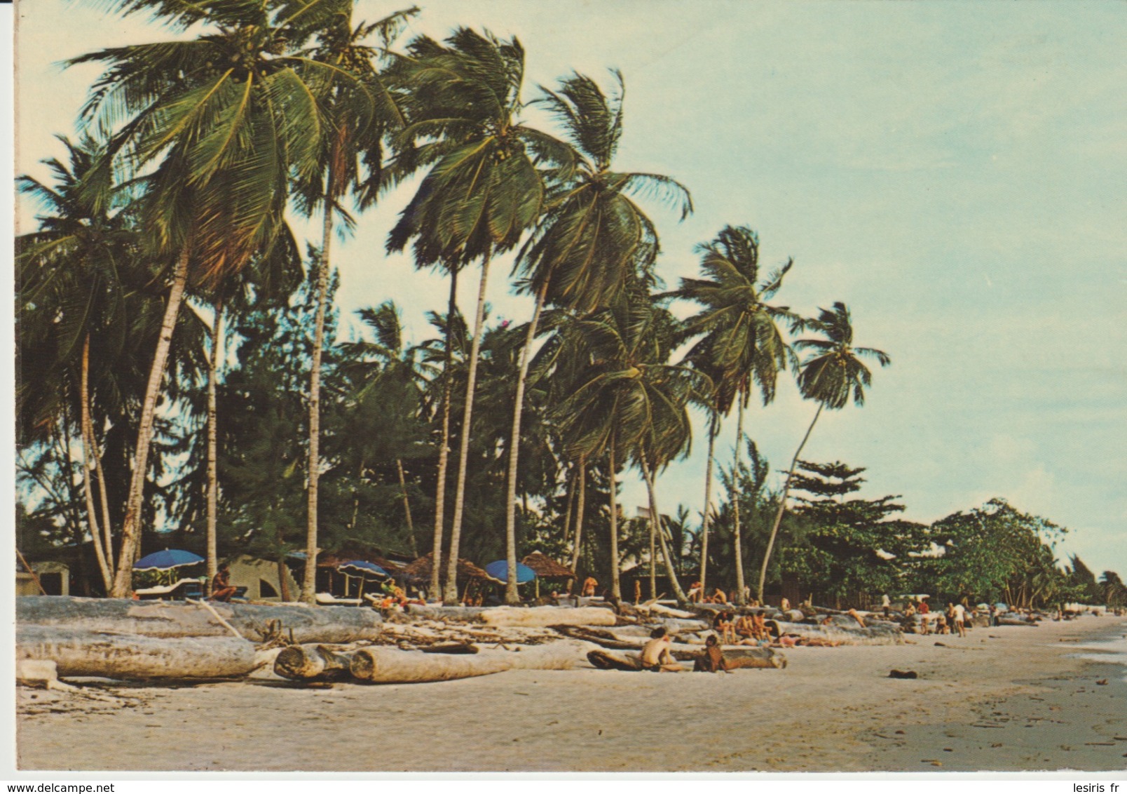 C. P. - PHOTO - LIBREVILLE - LA PLAGE DU TROPICANA - A181D -J. TROLEZ - Gabon