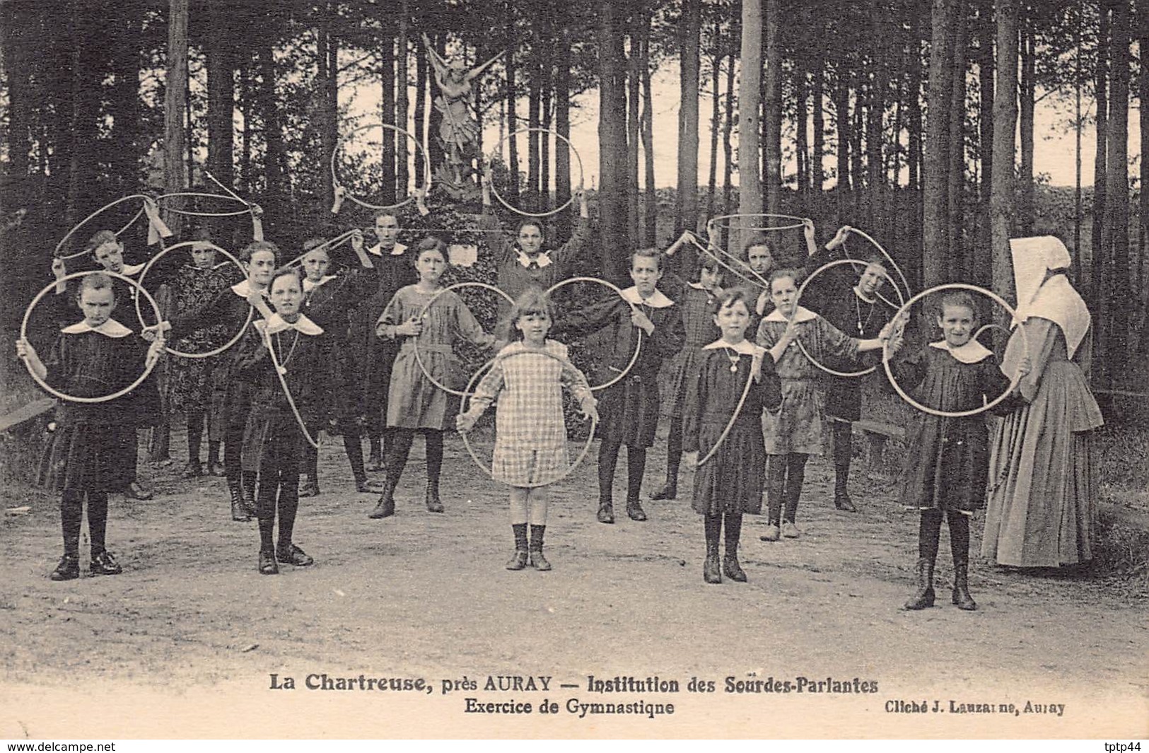 La Chartreuse, Près Auray - Institution Des Sourdes-Parlantes - Excercice De Gymnastique - Altri & Non Classificati