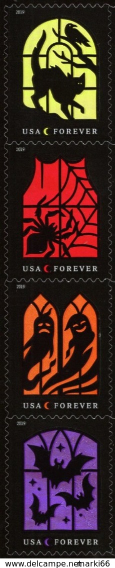 USA - 2019 - Spooky Silhouettes - Mint Self-adhesive Stamp Set With Flexographic Printing And Rainbow Foil - Ongebruikt