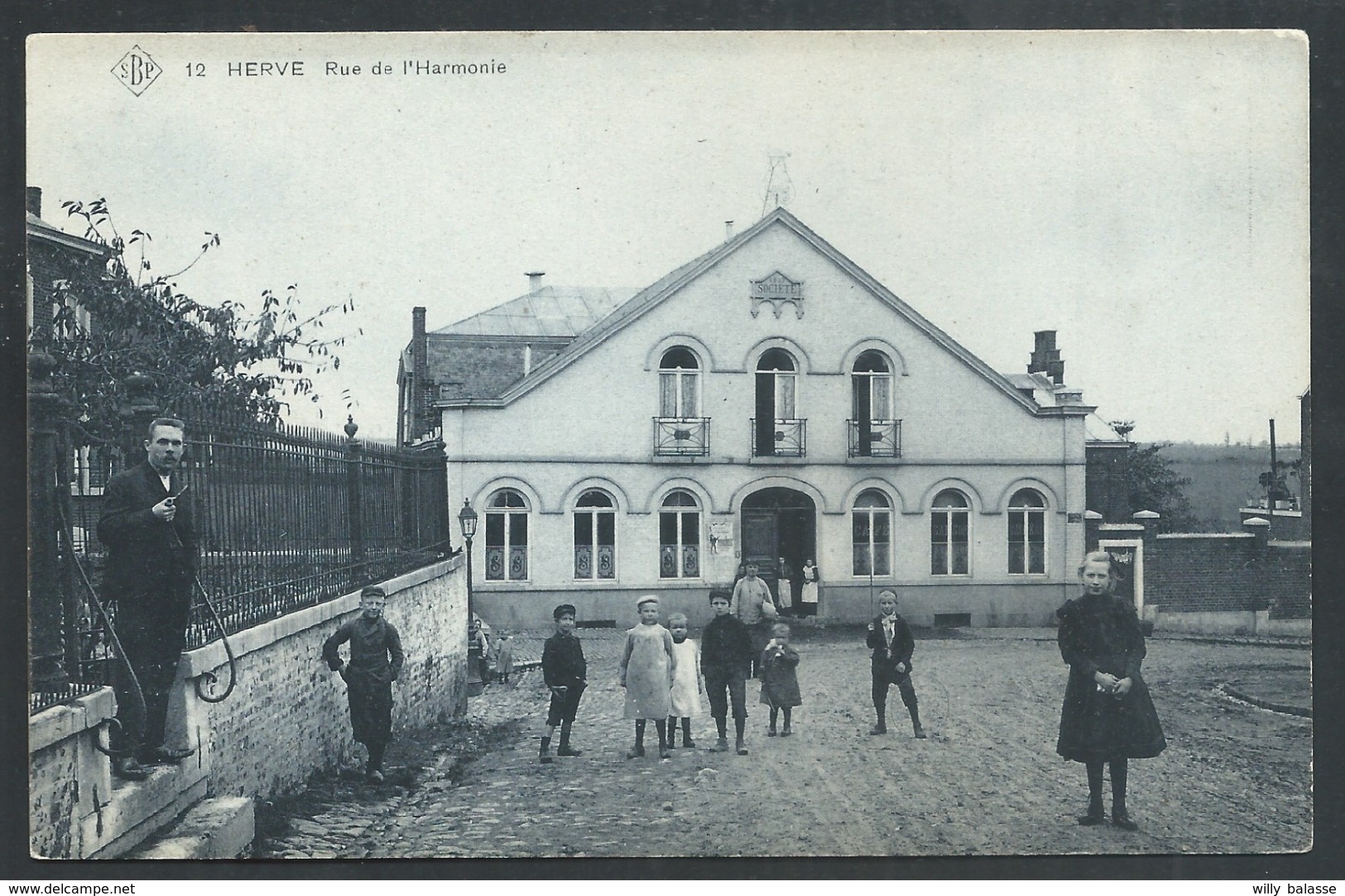 +++ CPA - HERVE - Rue De L'Harmonie - Carte Animée - SBP  // - Herve