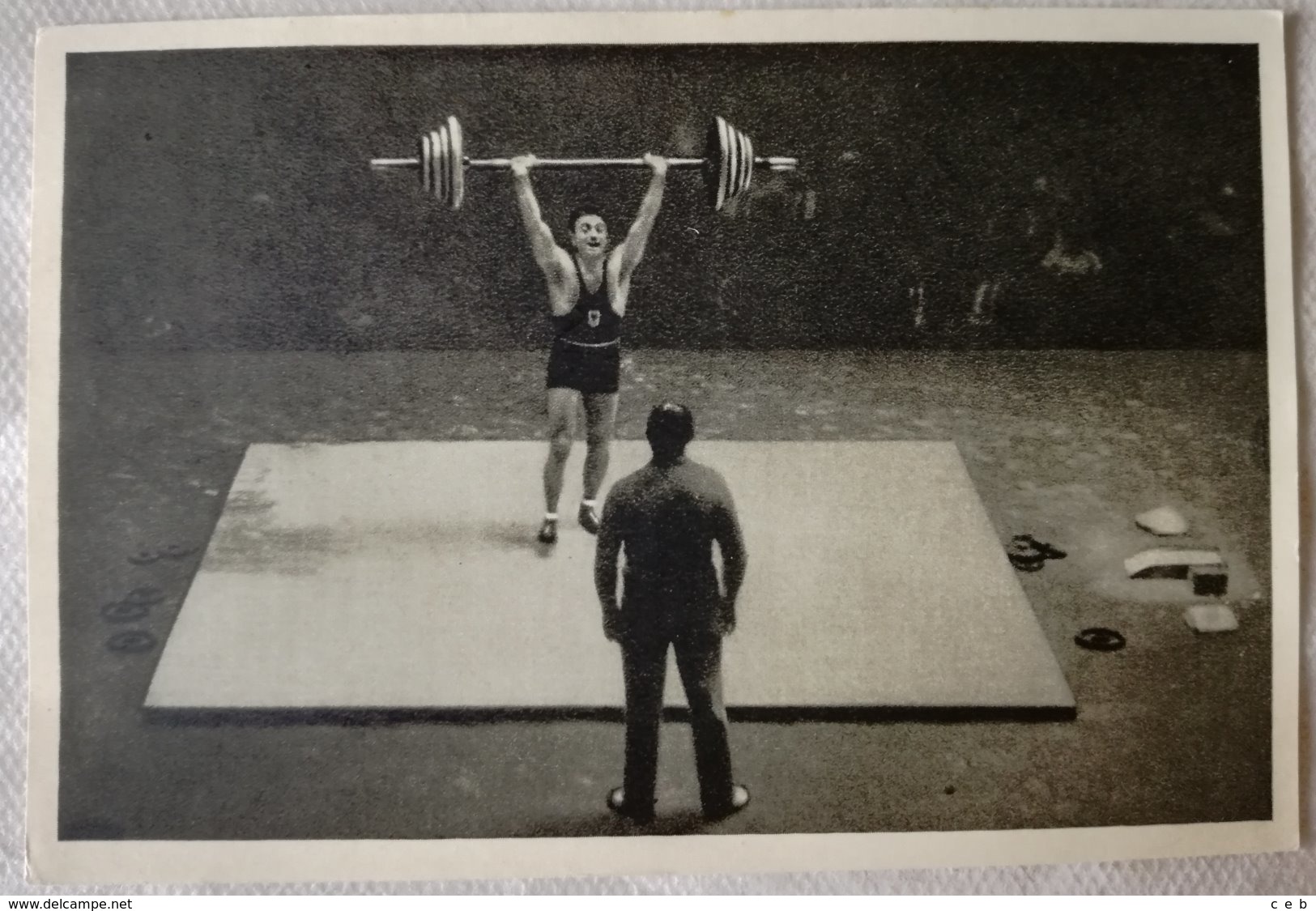 Foto Cromo Olimpiada De Los Ángeles. 1932. Nº 159. Halterofilia, Francia, Louis Hostin. Hecho En 1936 Olimpiada Berlín - Trading Cards