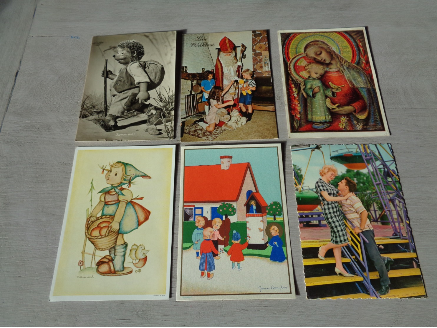 Beau lot de 60 cartes postales de fantaisie CPSM  grand format     Mooi lot van 60 postkaarten fantasie  groot formaat