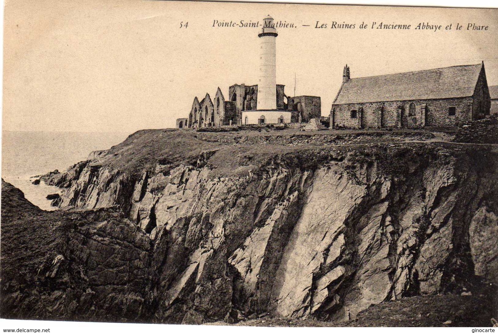 La Pointe Du Raz Pointe St Mathieu Les Ruines De L'abbaye Le Phare - La Pointe Du Raz