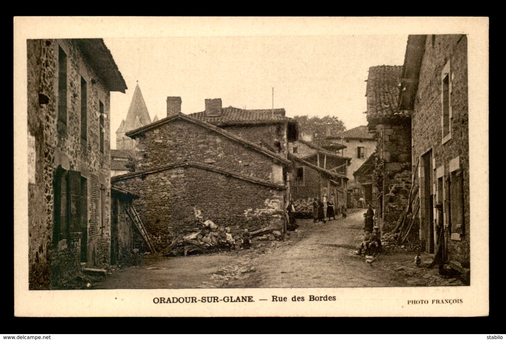 87 - ORADOUR-SUR-GLANE - RUE DES BORDES - Oradour Sur Glane