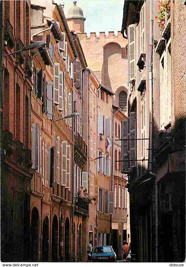 31 - Toulouse - Une Petite Rue Dont L'harmonie Des Façades De Brique Est Typiquement Toulousaine - Automobiles - Voir Sc - Toulouse