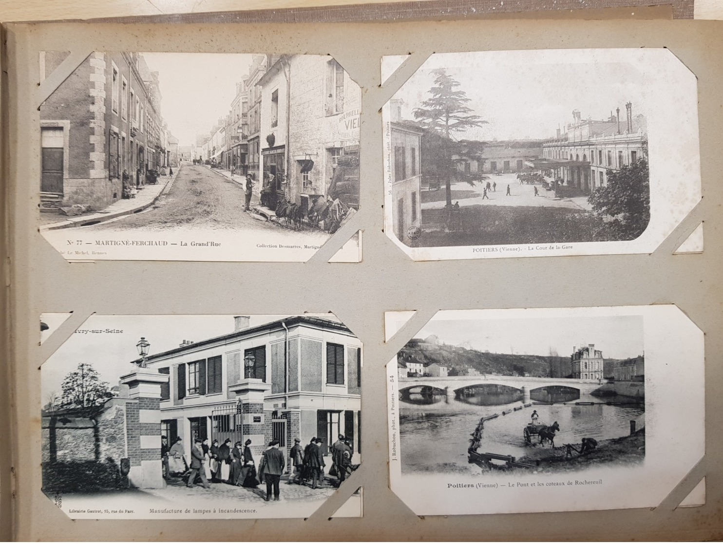 Lot 2 Albums France 700 CPA