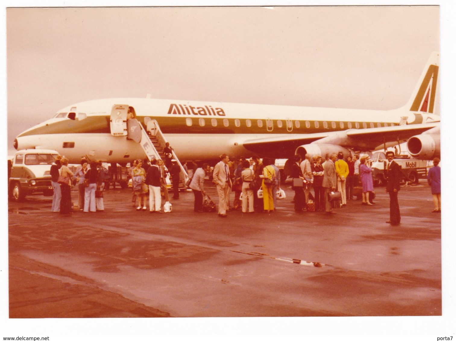 AEREO - PLANE - ALITALIA " DC 8 " - SCALETTA PASSEGGERI - FOTO ORIGINALE - Aviazione