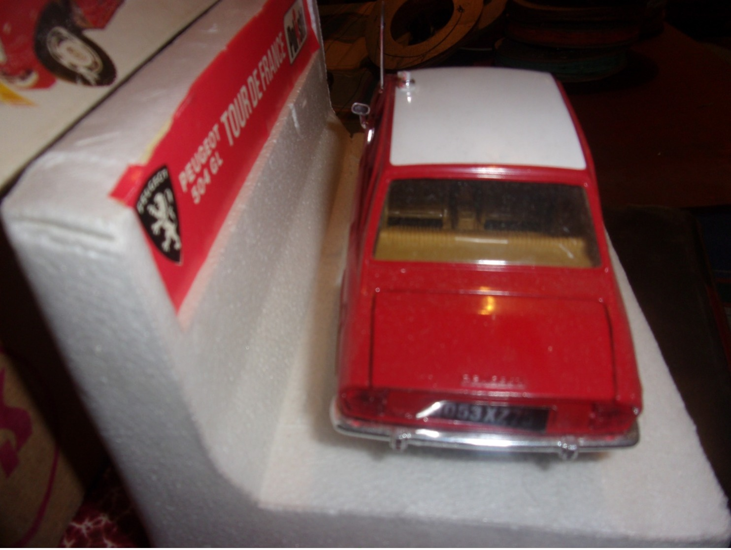 Polistil S47 S.47 Peugeot 504 GL Tour De France In Box 1:25 1971 SUPERBE ETAT / VINTAGE CYLISME - Toy Memorabilia