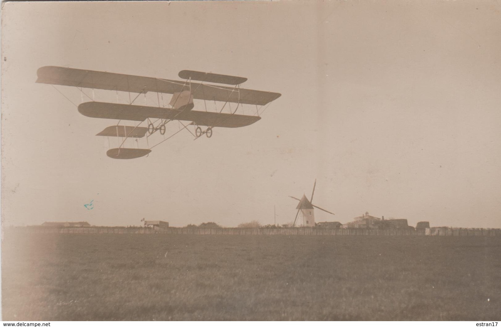 17 LA ROCHELLE CARTE PHOTO  16 ET 17 AVRIL 1911 FETES D'AVIATION A BONGRAINE RENAUX ET SON BYPLAN - La Rochelle