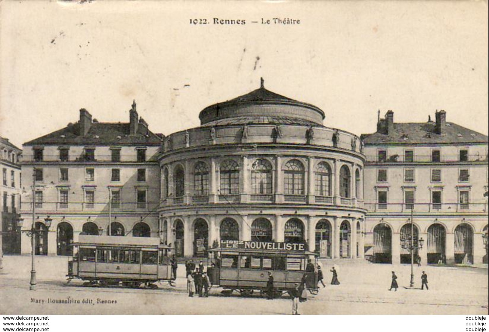 D35  RENNES  Le Théâtre  ..... Tramway Avec Pub Nouvelliste ) - Rennes