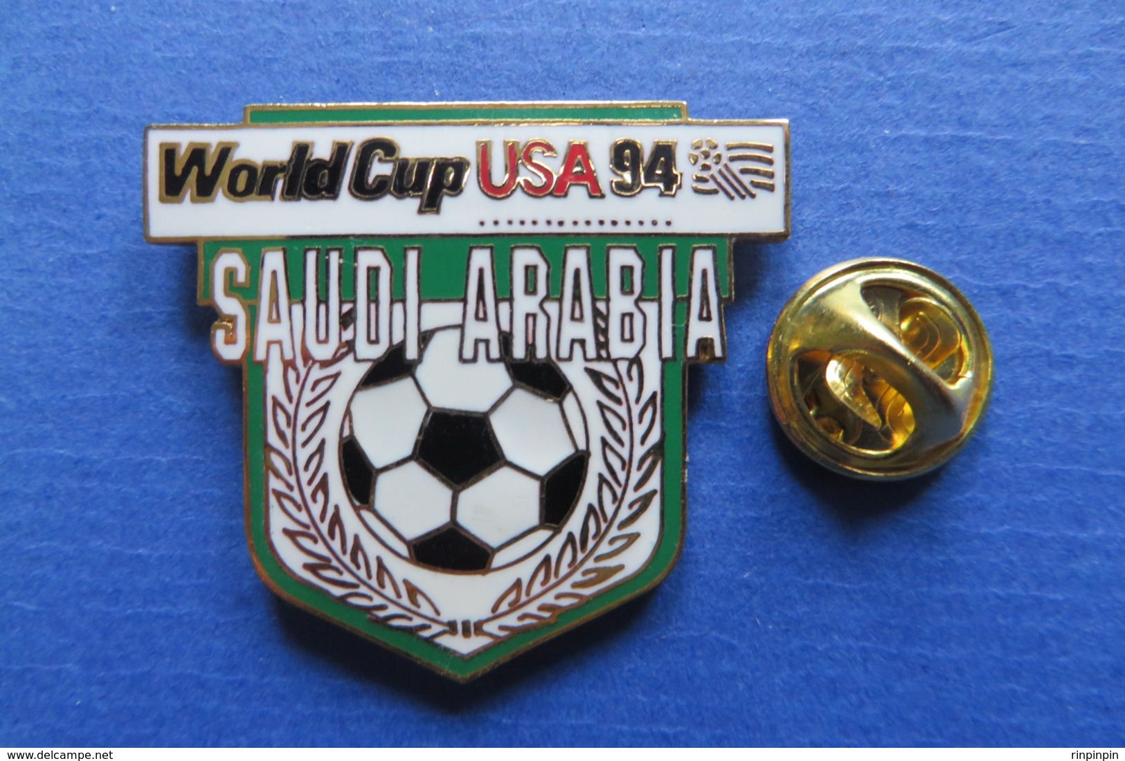 Pin's,Sport,WORLD CUP USA 94,SAUDI ARABIA,ball,soccer,ville - Fussball