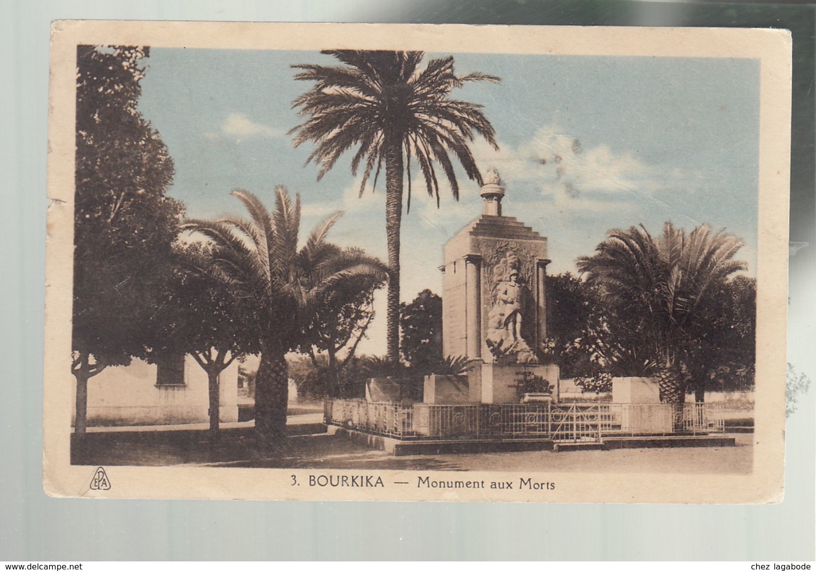 CP (Alg.) Bourkika - Monument Aux Morts - Autres & Non Classés