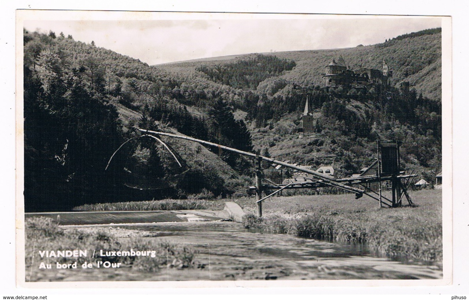 L-2303   VIANDEN : Au Bord De L'Our - Vianden