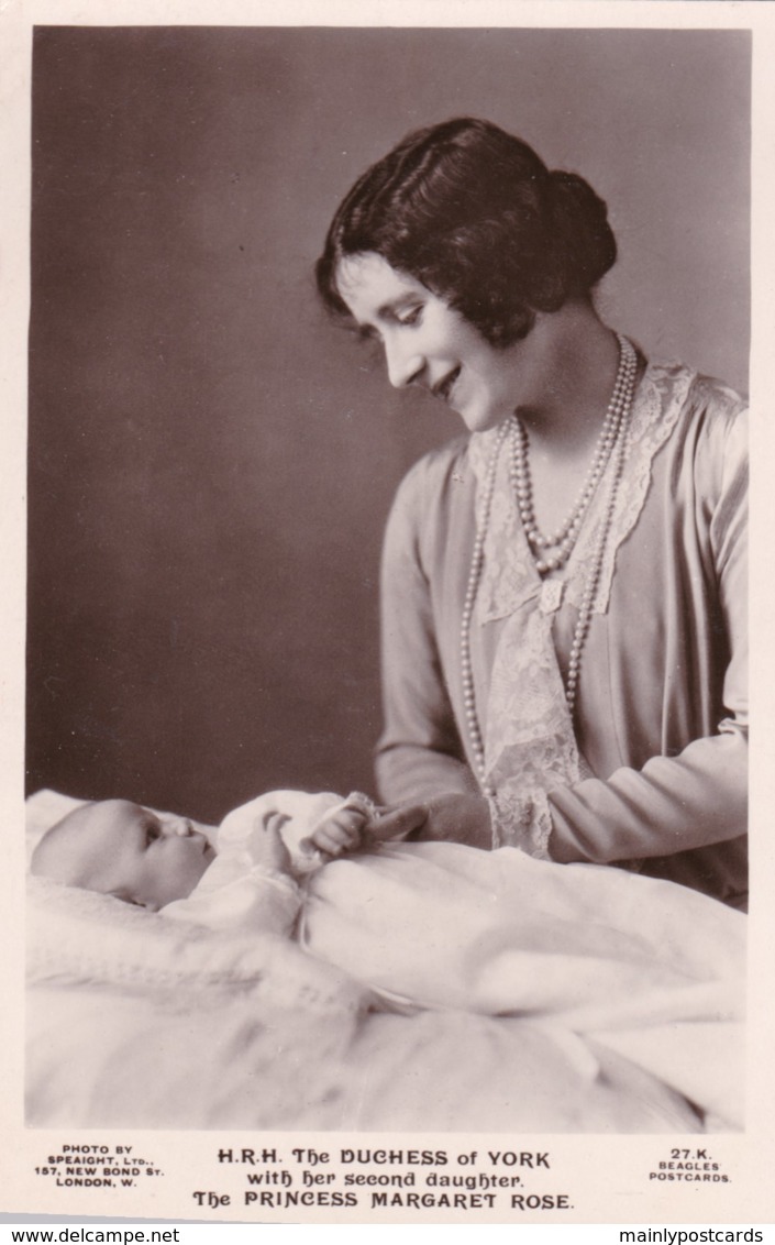 AR78 Royalty - HRH The Duchess Of York With Princess Margaret - RPPC - Royal Families