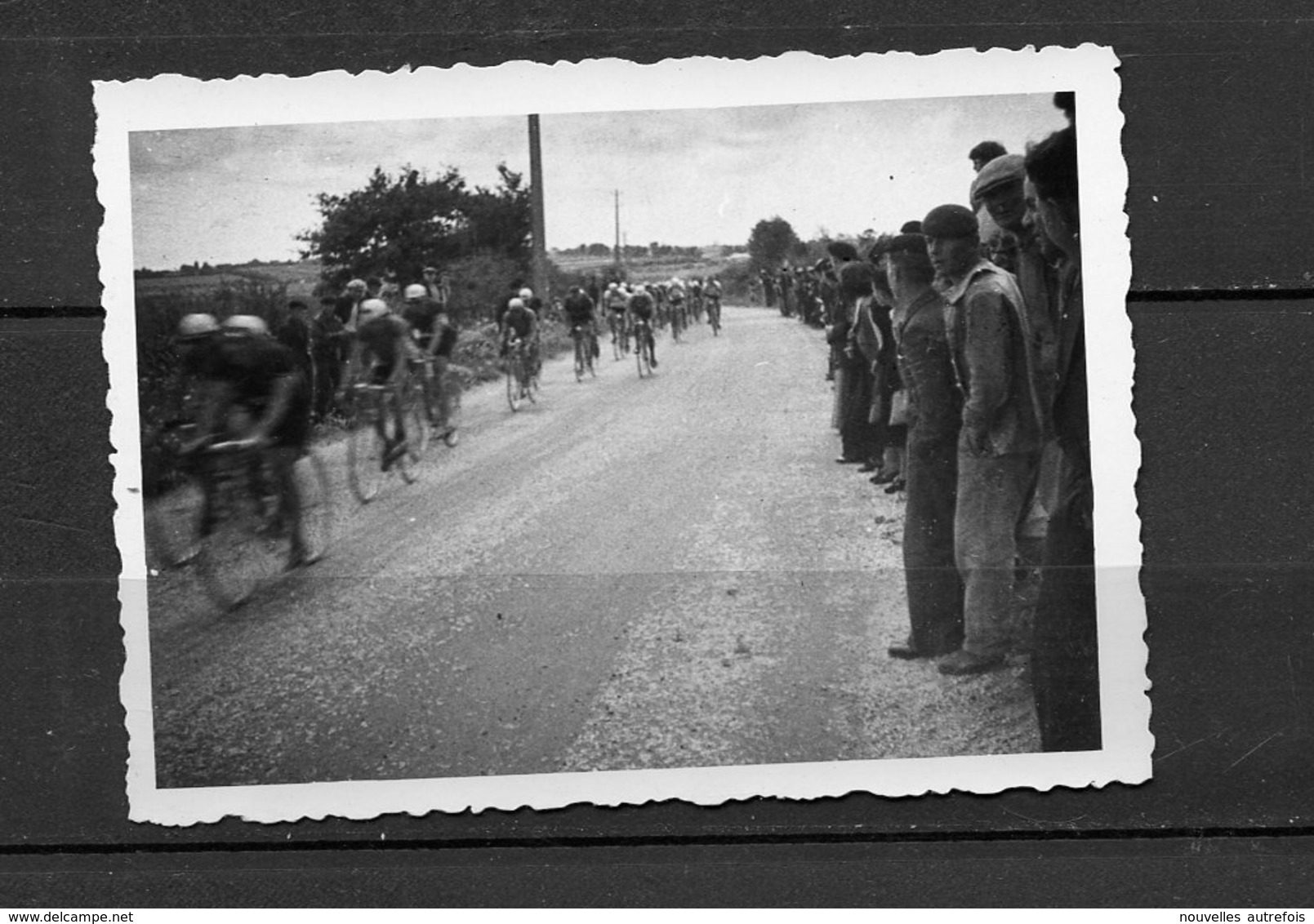 1 PHOTO COURSE CYCLISTE PARIS TOURS EN REGION INDRE ET LOIRE - INFO VENDEUR. - Cyclisme