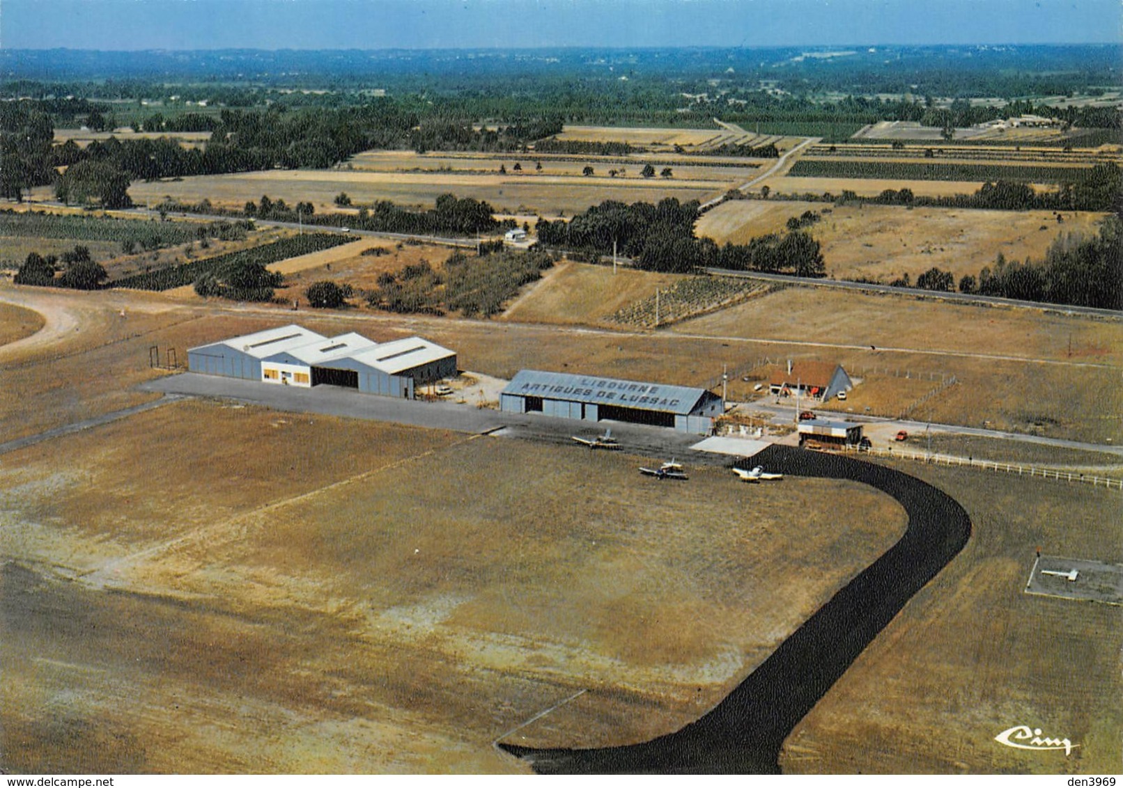 Les ARTIGUES-de-LUSSAC - L'Aéro-Club De Libourne Et Artigues-de-Lussac - Avions - Other & Unclassified