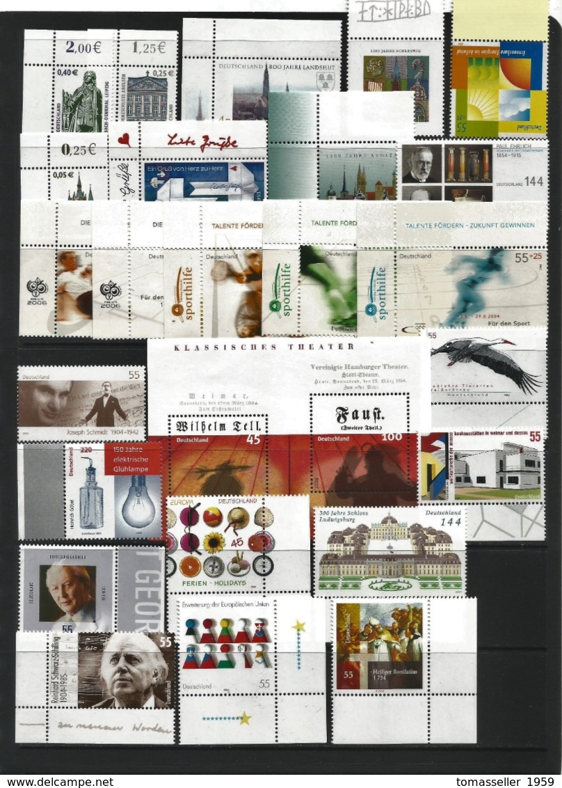 FR Germany.2004 Year Sets.MNH (39 Issues. The Annual Set Consists Of 53 Stamps And 1  Bl.) - Otros & Sin Clasificación