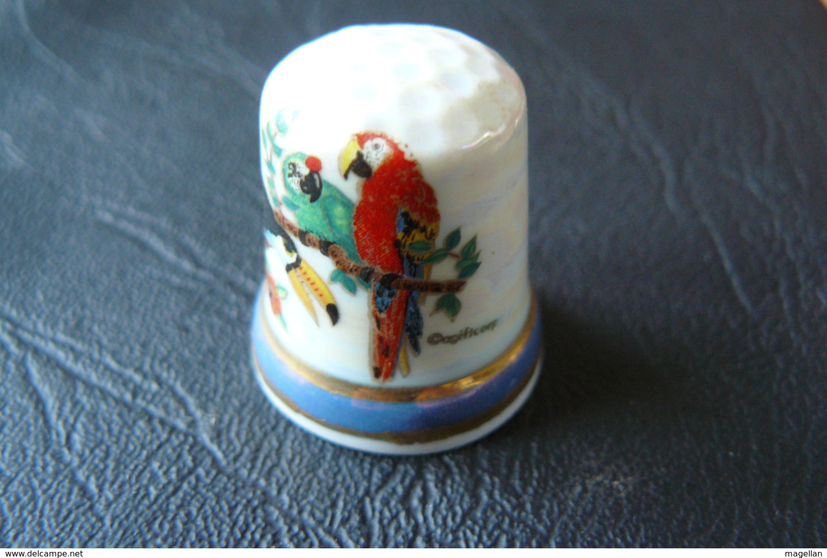 Dé à Coudre En Porcelaine - Costa Rica - Perroquet - Thimbles