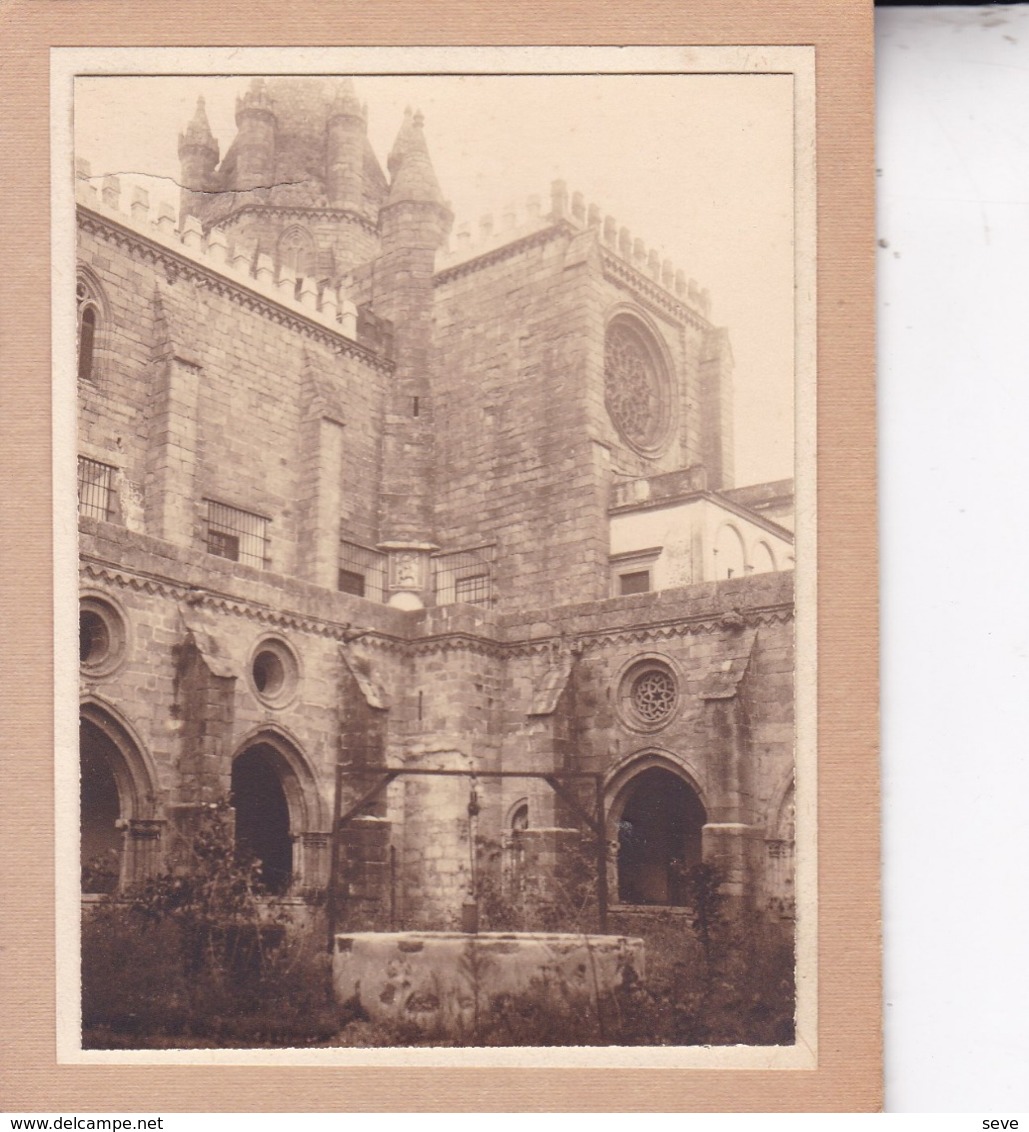 EVORA PORTUGAL  Cloître De La Cathédrale Photo Amateur 1932 Format Environ 7,5 Cm Sur 5,5 Cm - Lugares