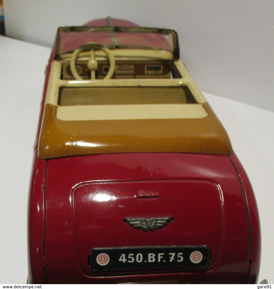 Voiture ML En Tole - Toy Memorabilia