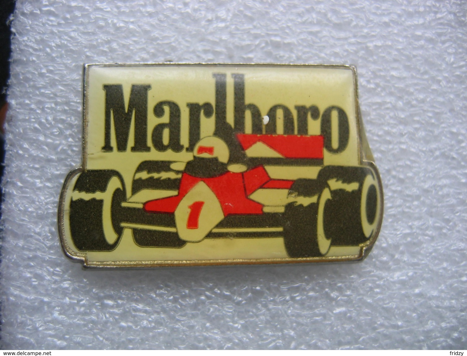 Pin's Formule 1 Sponsorisé Par MARLBORO - F1