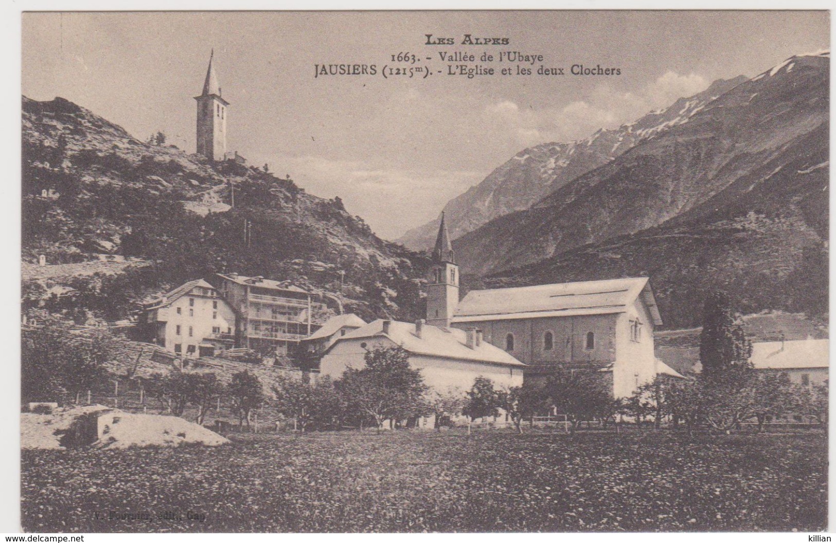 Jausiers  L'église Et Les Deux Clochers - Other & Unclassified