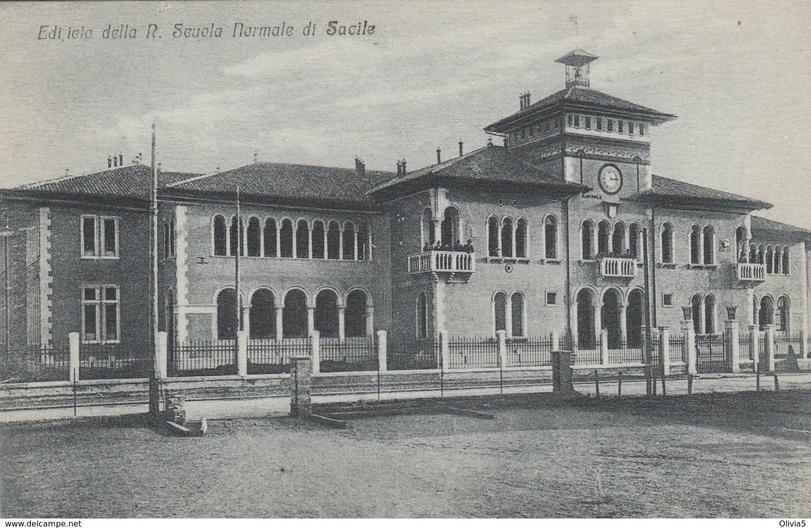 EDIFICIO DELLA SCUOLA NORMALE DI SACILE - Pordenone