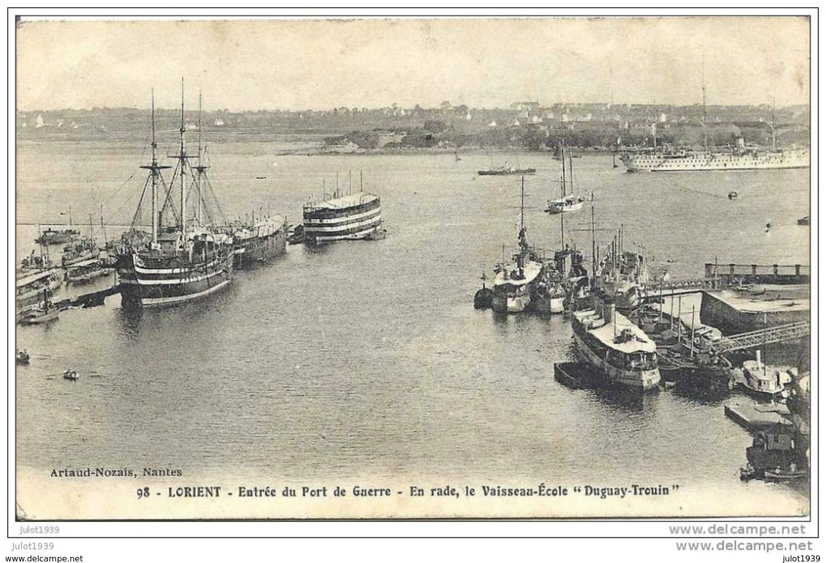 LORIENT ..-- 56 . MORBIHAN ..-- Entrée Du Port De Guerre . Vaisseau - Ecole " Duguay - Trouin " . - Lorient