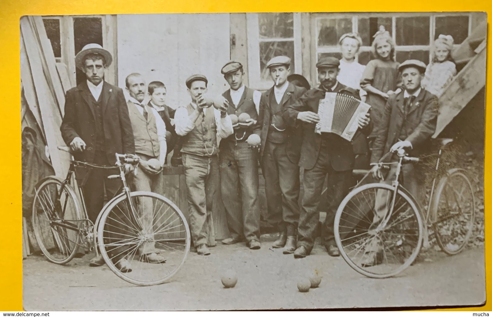 9091 - Groupe Hommes Et Enfants Cycles, Boules D Epétanque Accordéon De Nancy Spembre 1907 Pour Aarberg - Autres & Non Classés