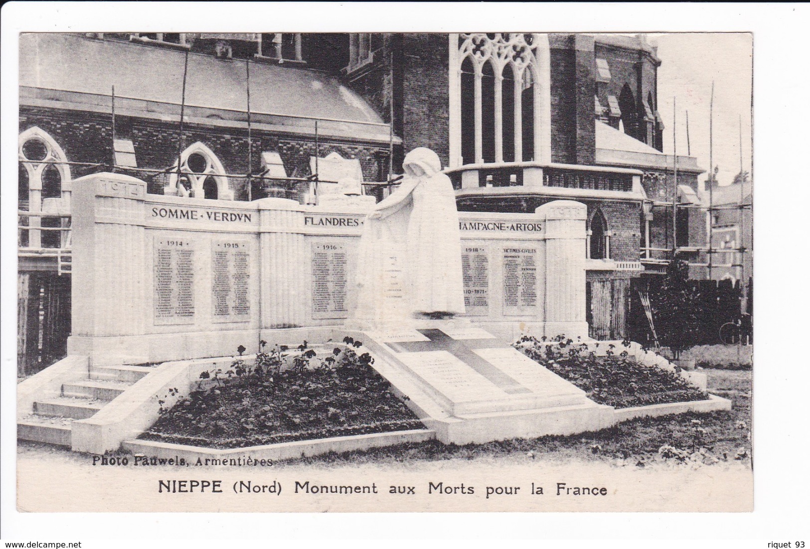 NIEPPE - Monument Aux Morts Pour La France - Autres & Non Classés