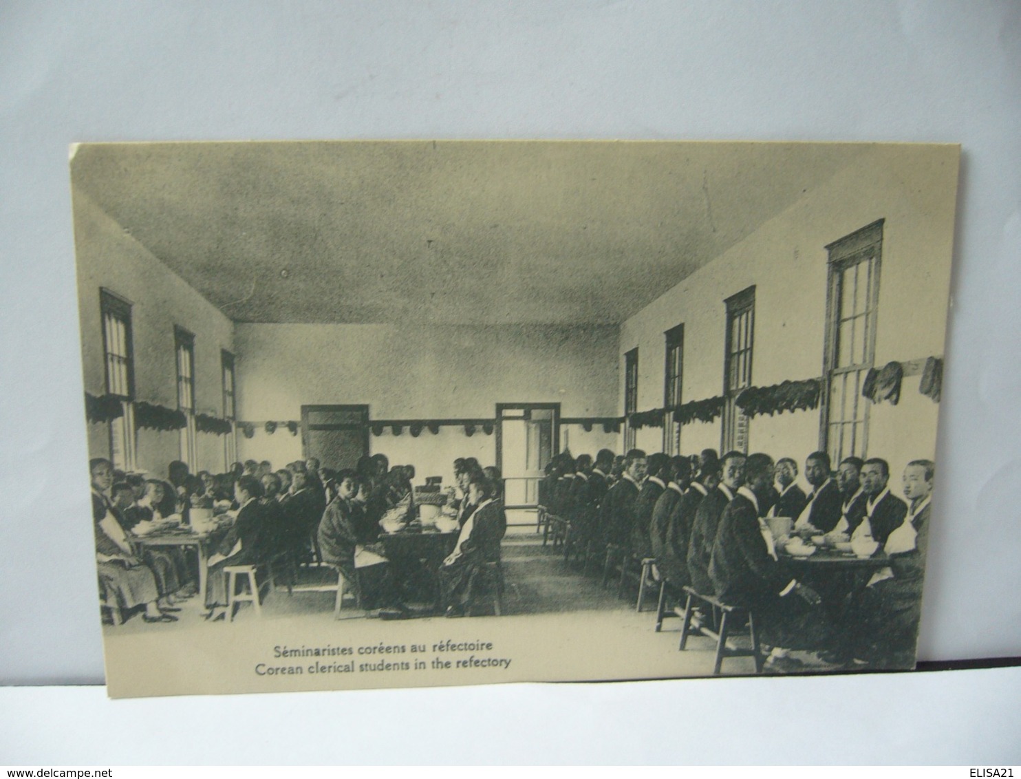 SÉMINAIRE CORÉENS AU RÉFECTOIRE COREAN CLERICAL STUDENT IN THE RÉFECTOIRY CPA - Andere & Zonder Classificatie