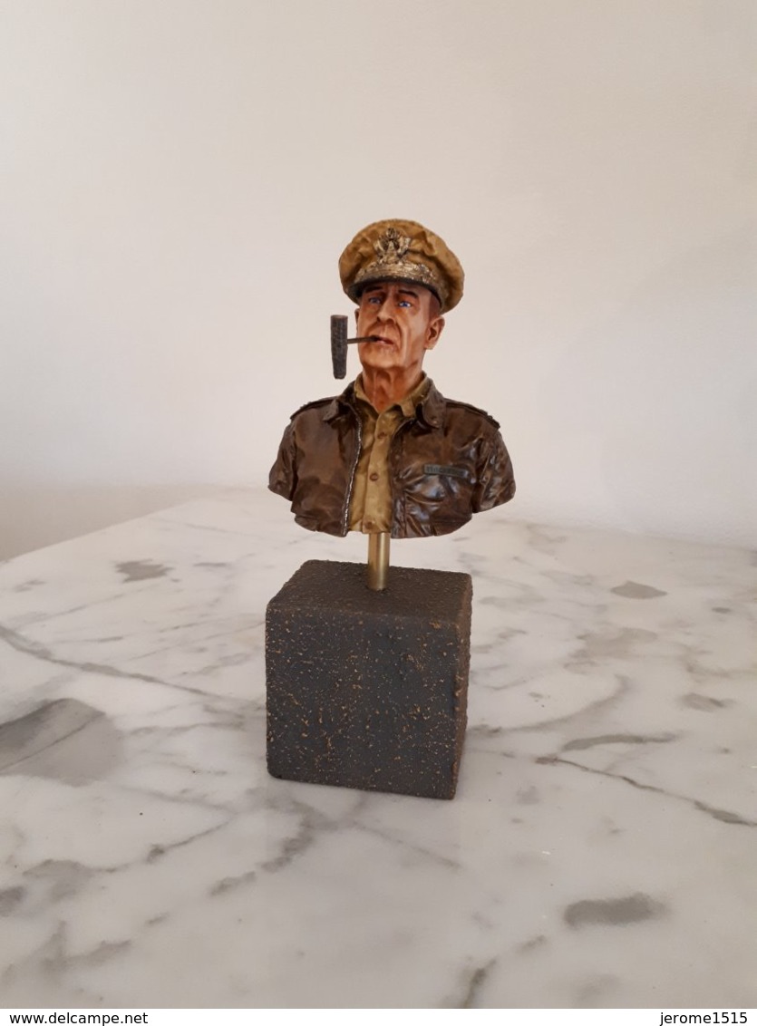 Buste Général Douglas MacArthur PEINT 1/9  & - Army