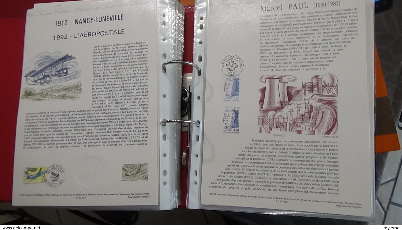 42 Documents philatéliques an 1992 complète (côte 2003 : 387 euros) PORT 8.80 euros COLISSIMO OFFERT (pour la France)