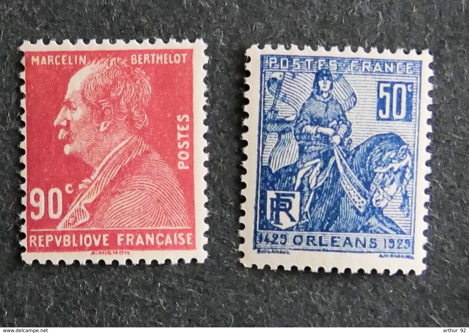 FRANCE - 1927 - YT 243 ** + 257 *  - MARCELIN BERTHELOT + JEANNE D ARC - Neufs