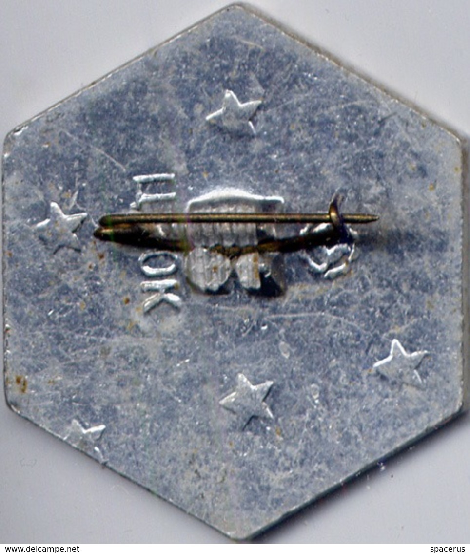 54 Space Soviet Russian Pin INTERKOSMOS USSR-Czechoslovakia - Spazio