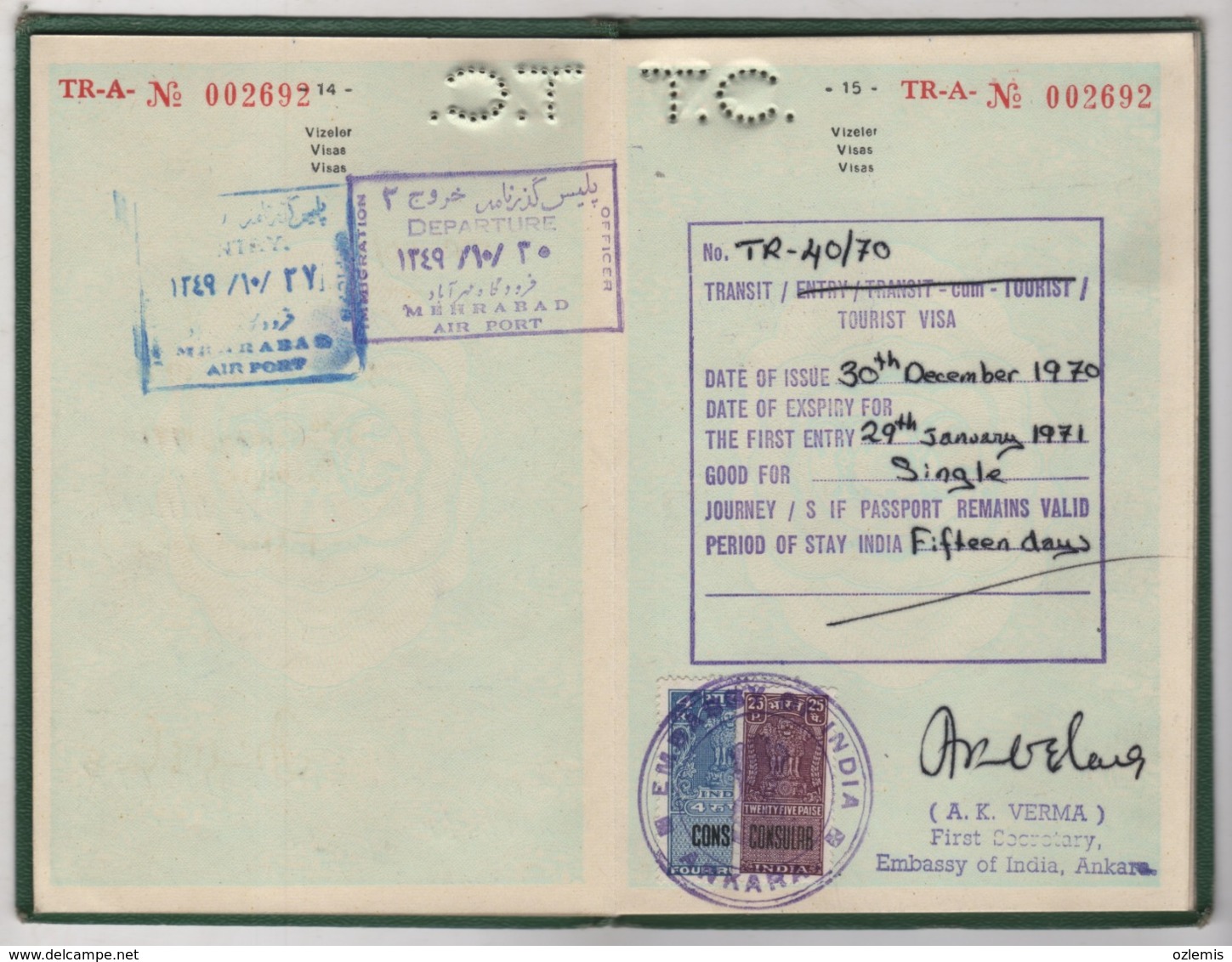 1967 SPECIAL  PASSPORT ,PASSEPORT USED  ,ITALY ,LIBAN,PAKISTAN,SAUDIA ARABIA AND INDİA VISA FISCALS