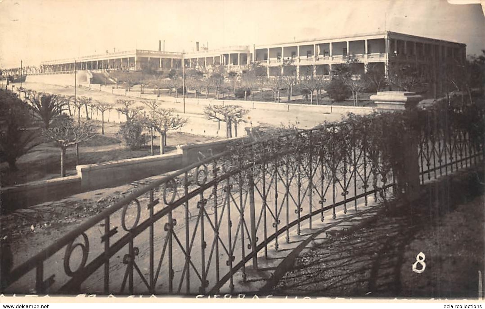 Argentine   .               Carte Photo D'un Bâtiment  .Légende En Bas De La Photo     (voir Scan) - Argentine