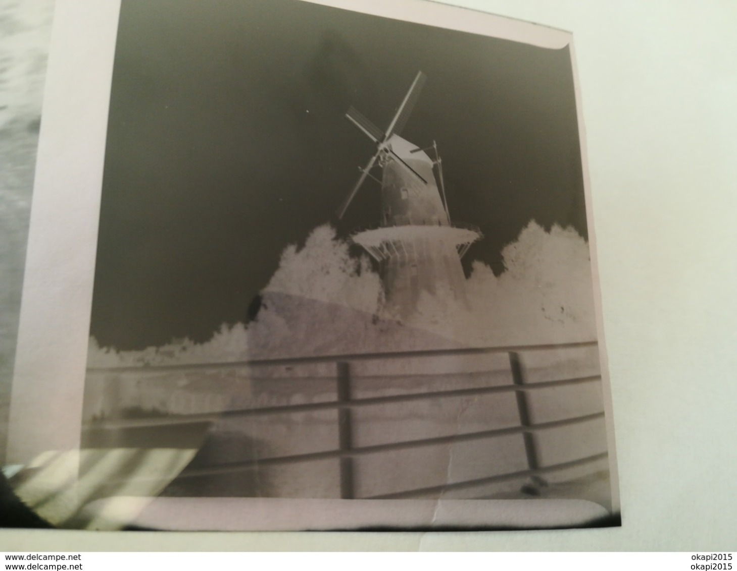 MOULIN À VENT MOLEN WINDMILL BATEAU PERSONNES ANONYMES HOMME FEMME 10 PHOTOS + 1 CARTE POSTALE