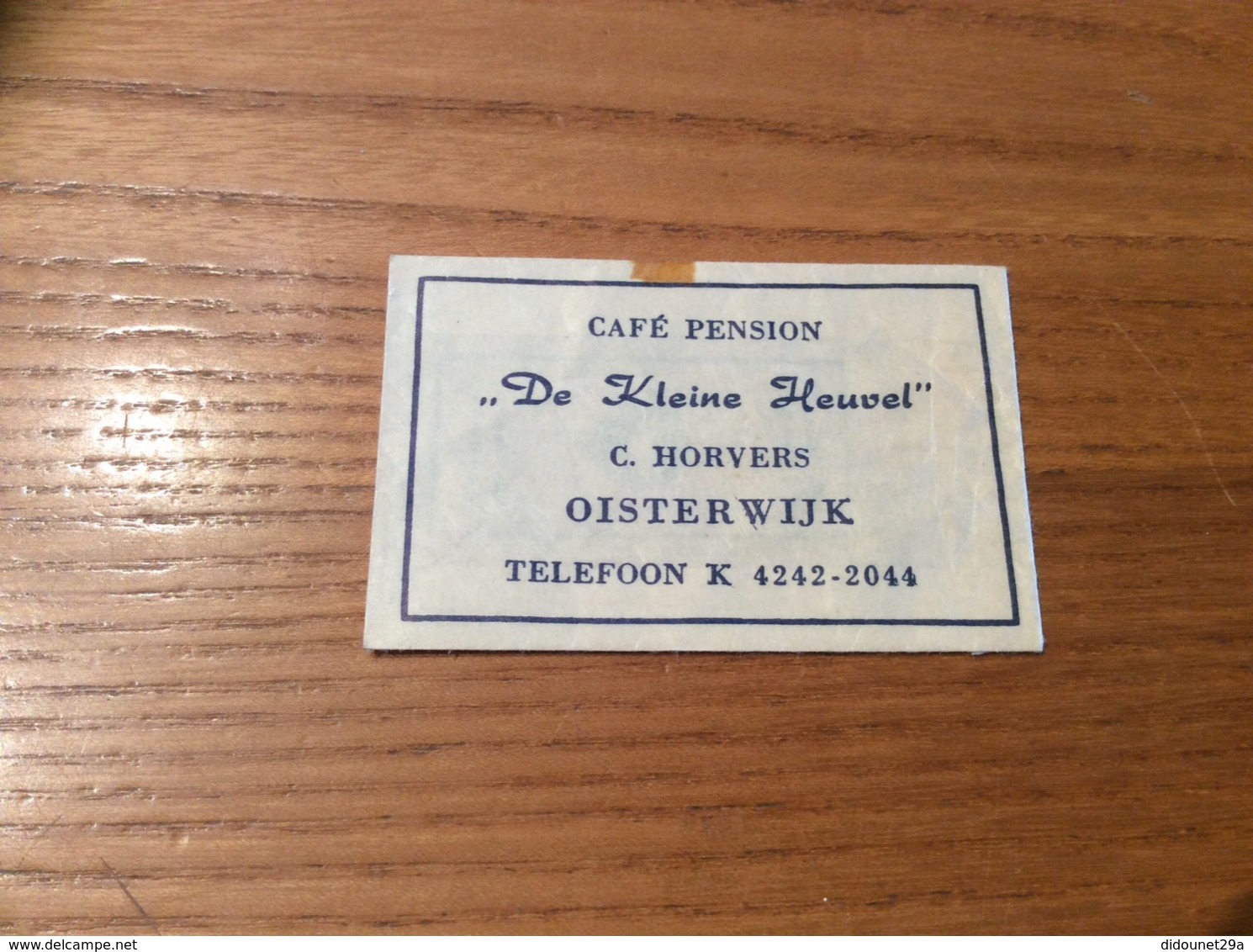 Ancien Sachet De Sucre Pays-Bas "CAFÉ PENSION De Kleine Heuvel C. HORVERS - OISTERWIJK" - Sugars