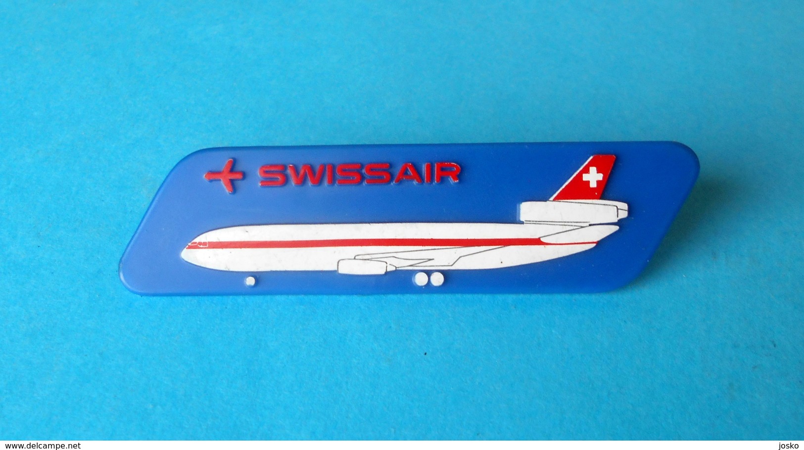 SWISSAIR - Large Stewardess Breast Badge * Switzerland Airlines Swiss Air Company Airline Suisse Schweiz Svizzera - Tarjetas De Identificación De La Tripulación