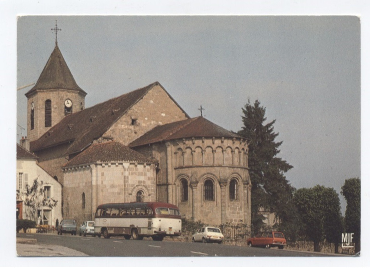 23 - AHUN  - Eglise Saint Sylvain VOITURES AUTO BUS CAR    - RECTO/VERSO - B79 - Autres & Non Classés