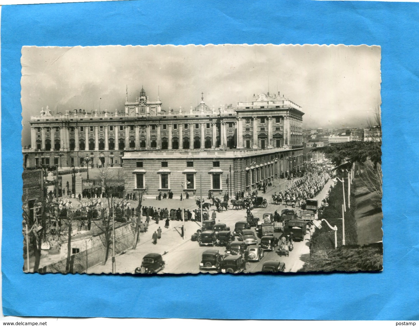 Carte De MADRID- - Par Avion- Cad 1952 Correo Aero MADRID Affranchissement  1pta25-2 Stamp - Autres & Non Classés