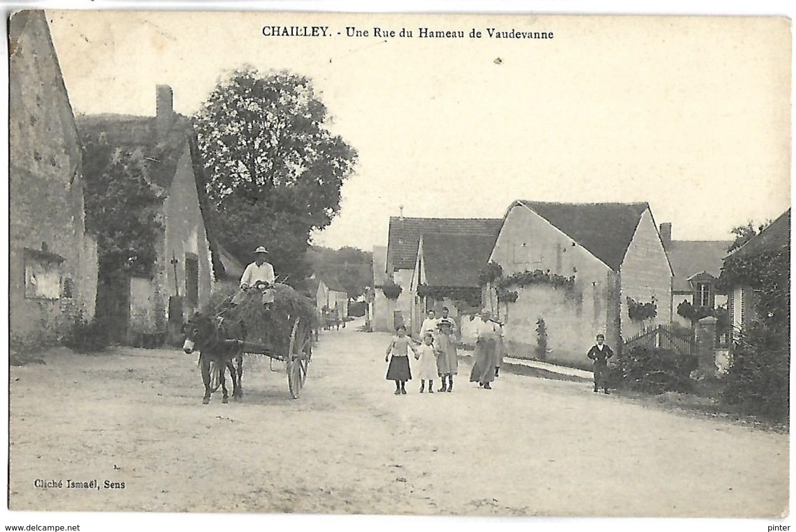 CHAILLEY - Une Rue Du Hameau De Vaudevanne - Autres & Non Classés